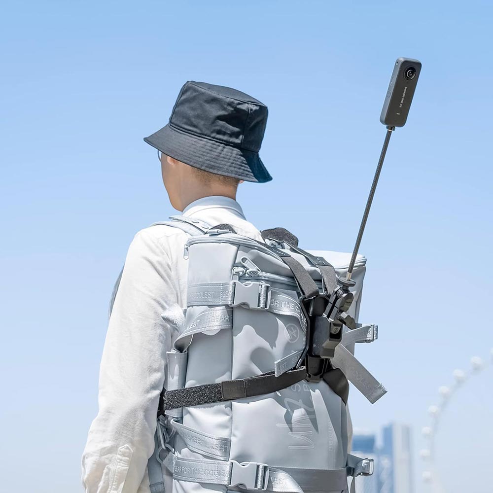 Montage sur sac à dos pour vue à la troisième personne