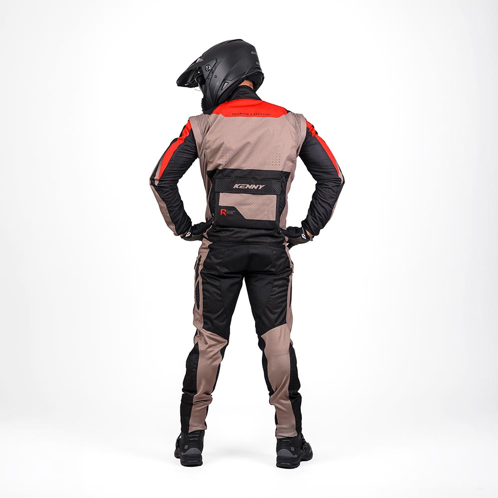 Veste Adventure