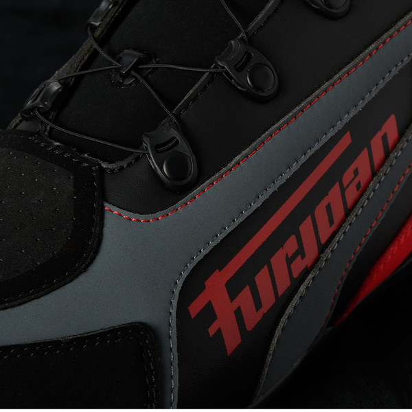 Baskets V4 Easy D3O®